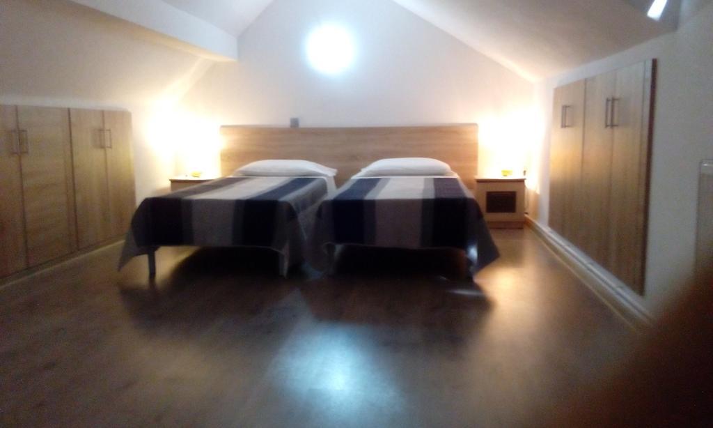 Casa Pescar Leilighet Cluj-Napoca Eksteriør bilde